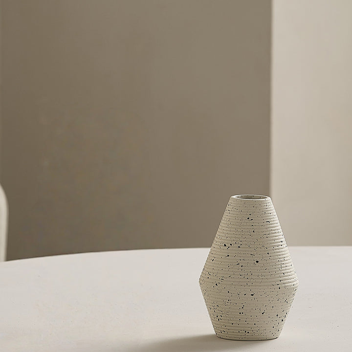 Elegant and Artistic Ceramic Vase Bowlift