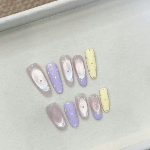 Elegant Press-On Nail Design Set Bowlift