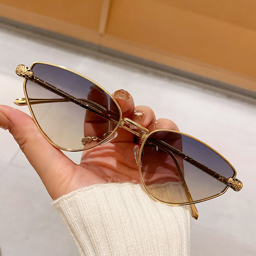 Ladies Designer Sunglasses with Chic Cat Eye Design and Luxurious Frame Bowlift