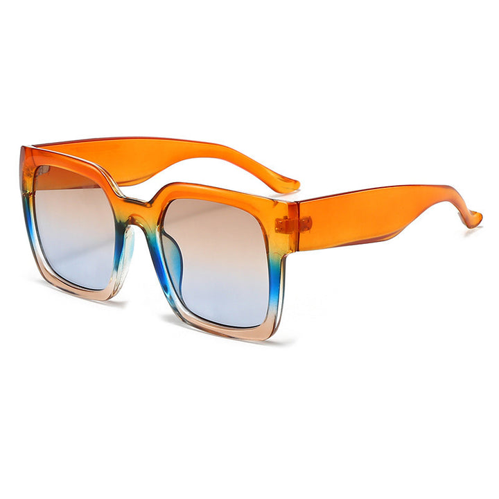 Women's square sunglasses with stylish transparent frame and soft color gradient Bowlift
