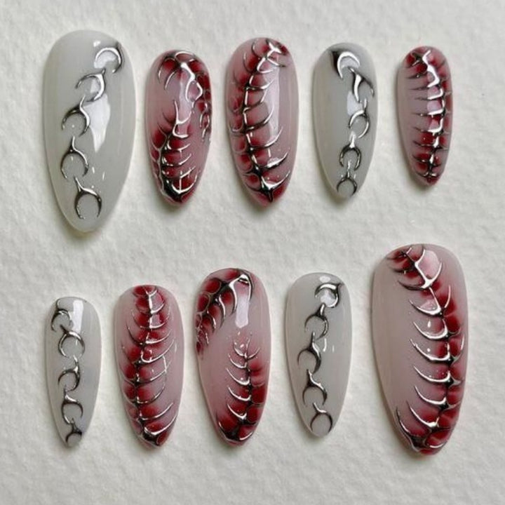 Halloween-Themed Press-On Nail Set Bowlift
