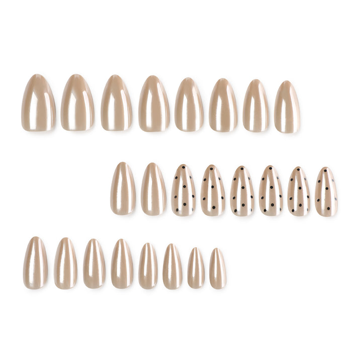 High-Quality Artificial Nails Bowlift