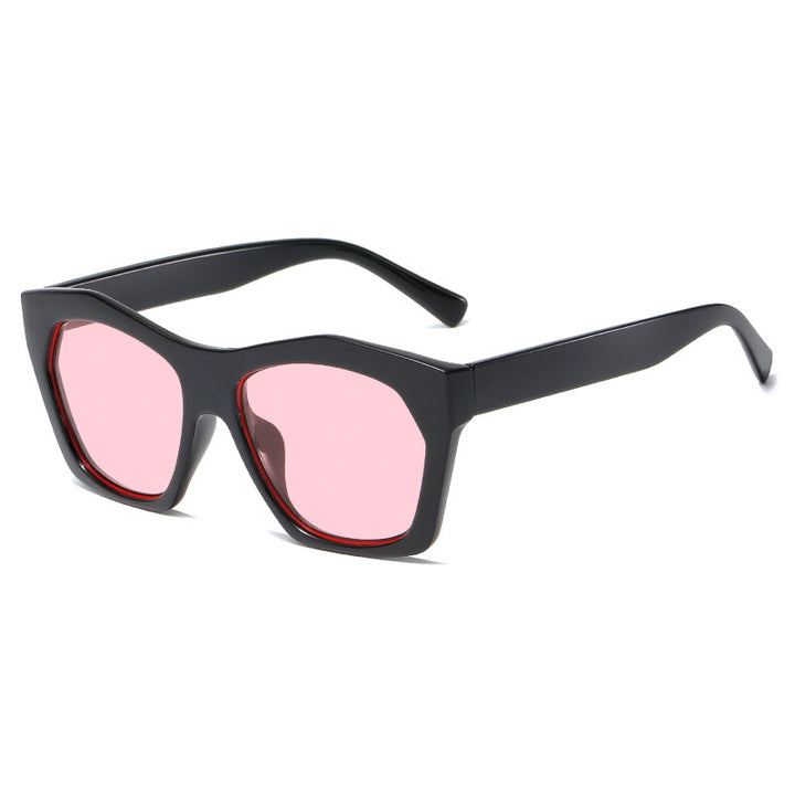 Women's fashionable sunglasses in striking leopard pattern Bowlift
