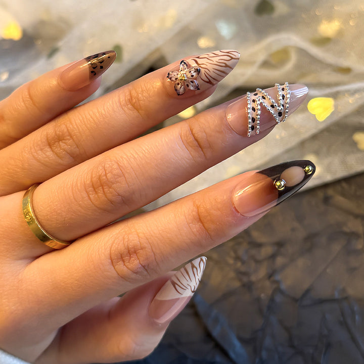 Artistic Press-On Nail Collection Bowlift