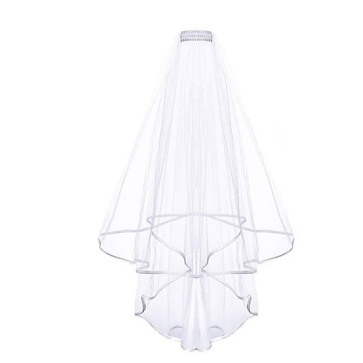 Women's bridal accessories set with shimmering veil and personalized sash Bowlift