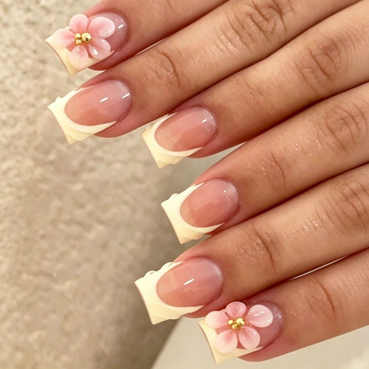 Elegant Press-On Nail Tips with Decorative Bow Bowlift