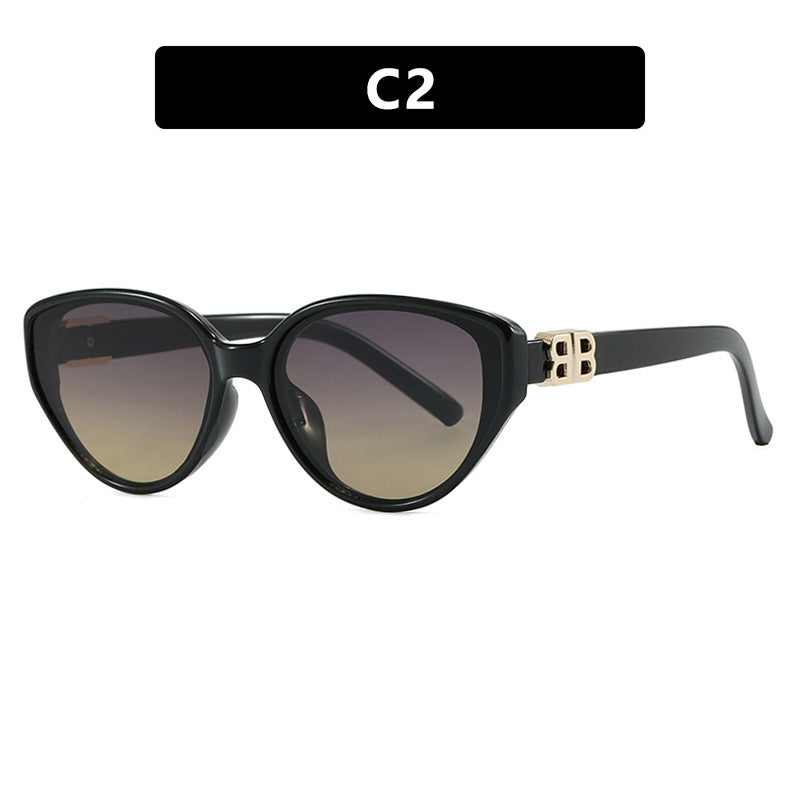 Women's fashionable cat-eye sunglasses with elegant metal frame and UV protection Bowlift