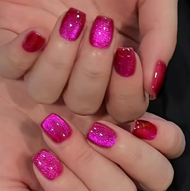 Glossy Short Press-On Nail Set with Radiant Finish Bowlift