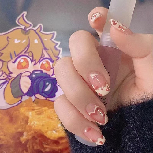 Artistic nail art with heart design Bowlift