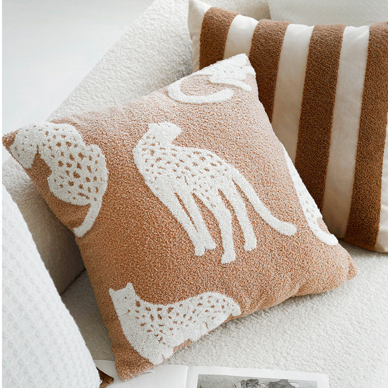 Women's Structured Pillowcase with Elegant Edge Bowlift