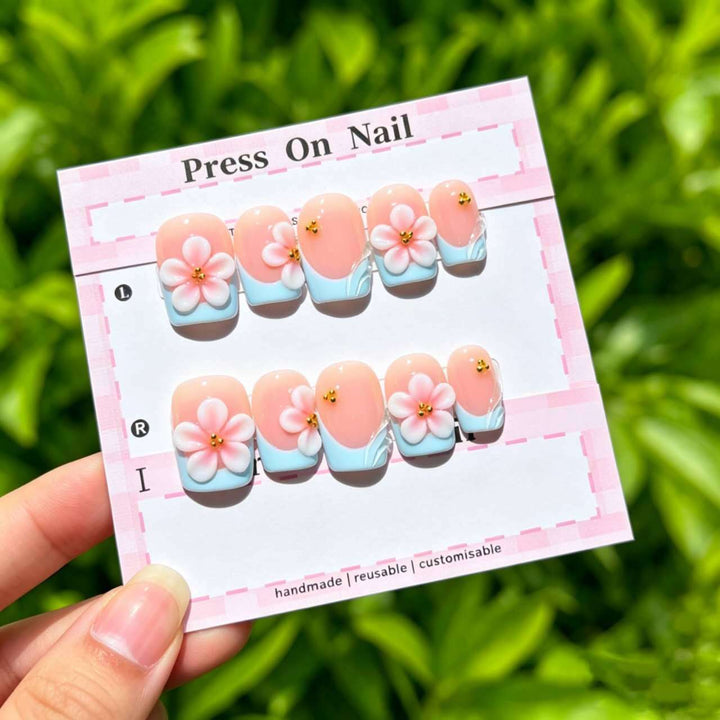 Customizable Floral Press-On Nail Art Set  1791774431