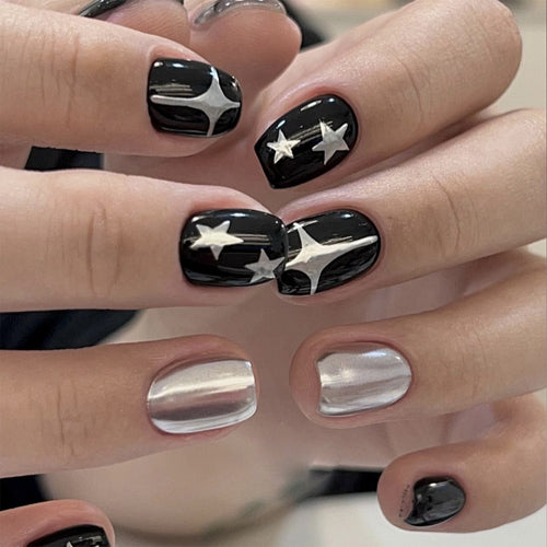 Artful Nail Art with Metallic and Star Motifs Bowlift
