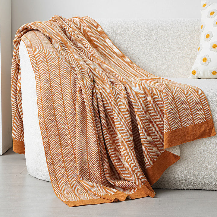 Ladies cuddle blanket with zigzag pattern Bowlift