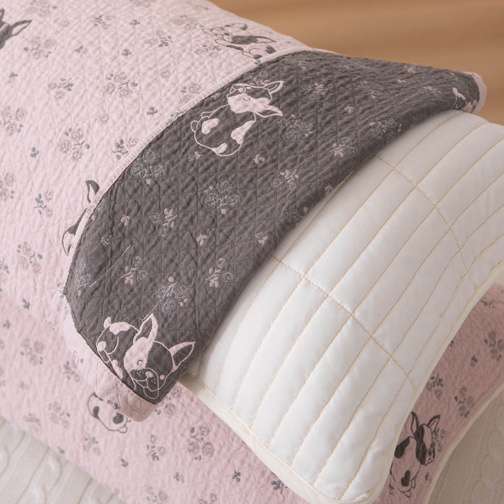 Ladies pillowcase with playful horse motif Bowlift