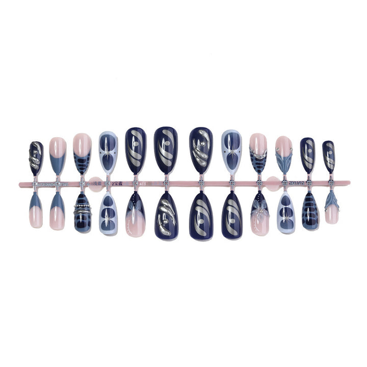 Artificial nail set with elegant maritime design and sparkling embellishments Bowlift