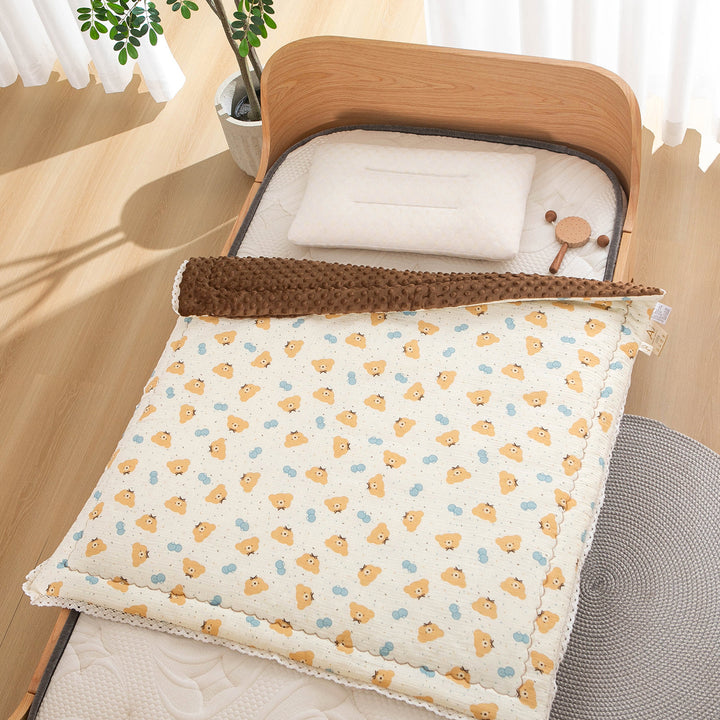 Women’s bedspread with high-quality floral design Bowlift
