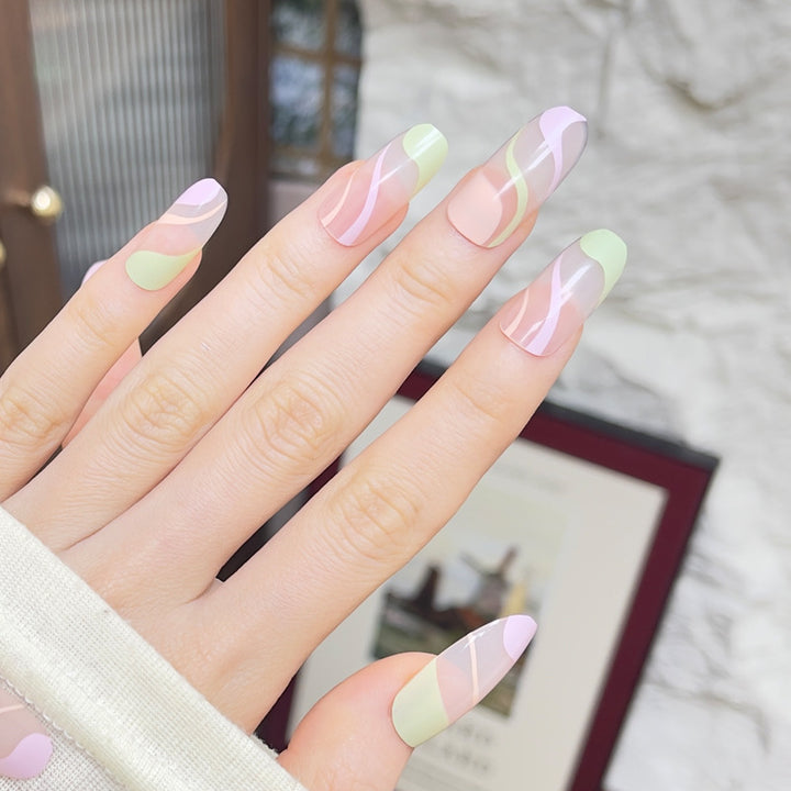 Artistic Press-On Nail Set with Wavy Design Bowlift