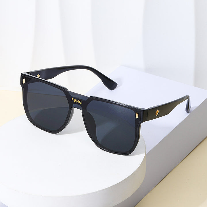 Women’s fashionable sunglasses in trendy, geometric design Bowlift