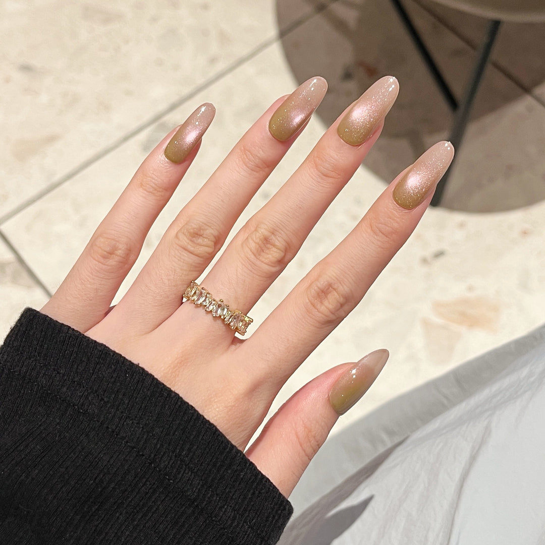Glamorous Ombre Press-On Nail Extensions Bowlift