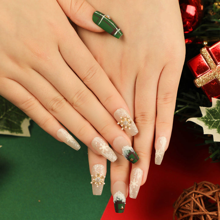 Artistic Nail Extensions with Festive Christmas Design Bowlift