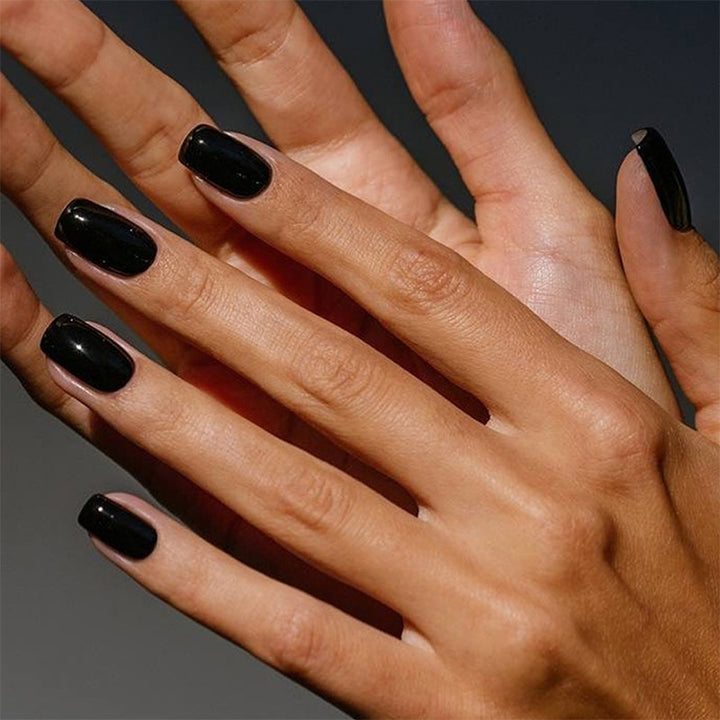 Acrylic nail set in elegant design Bowlift