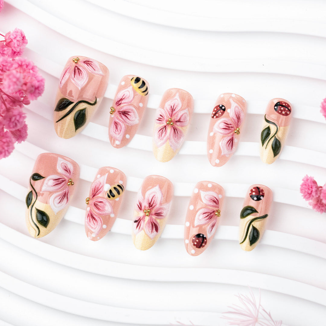 Floral Design Decorative Press-On Nail Set Bowlift