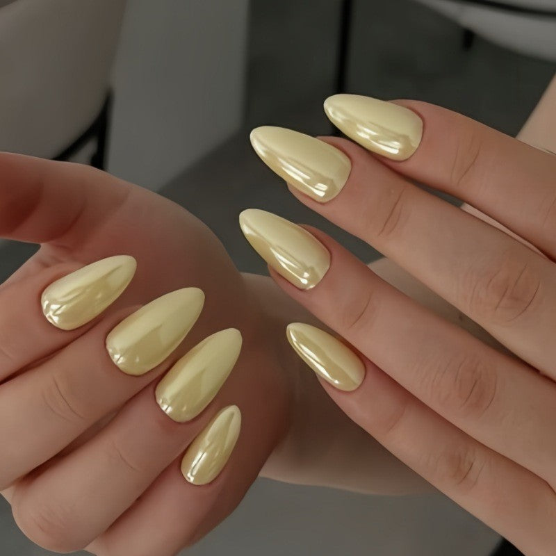 Glossy Faux Nail Set Bowlift