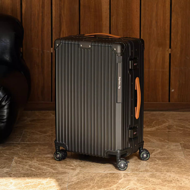 Stylish Lightweight Hardshell Travel Suitcase