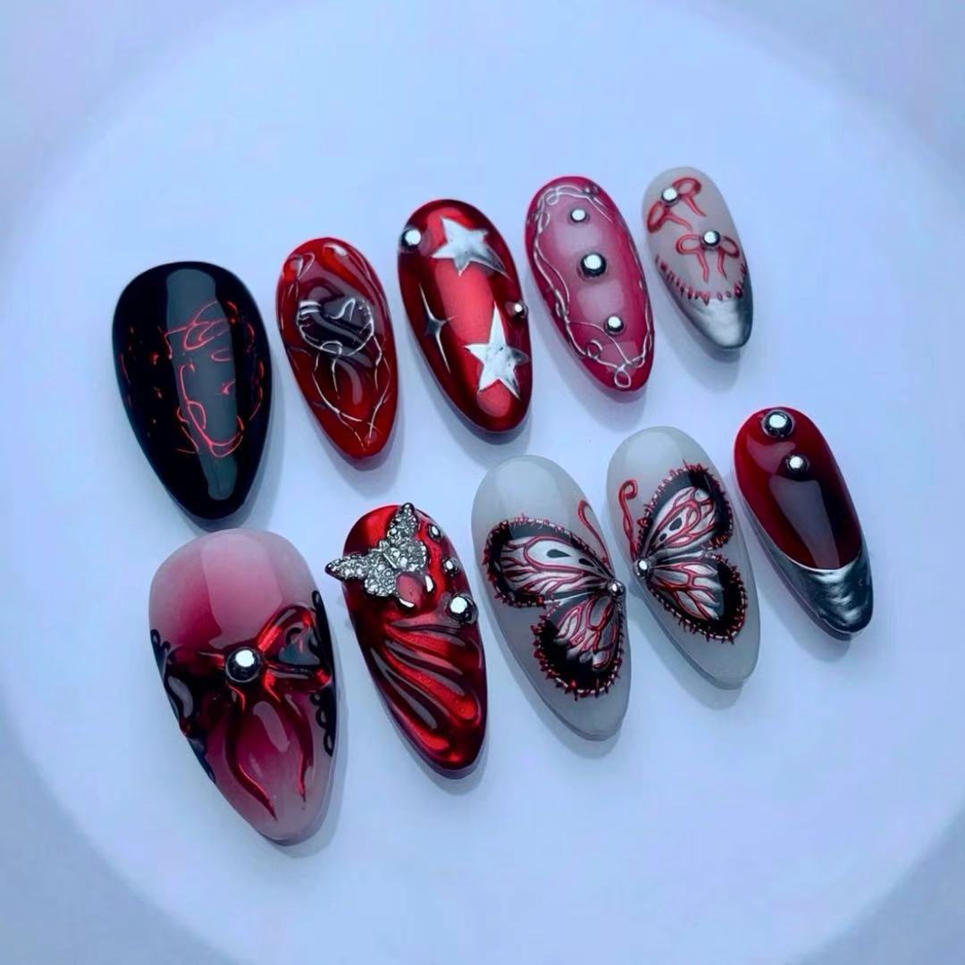 Artistic Press-On Nail Set with Butterfly and Star Details Bowlift