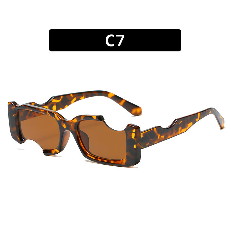 Avant-Garde Futuristic Shield Sunglasses