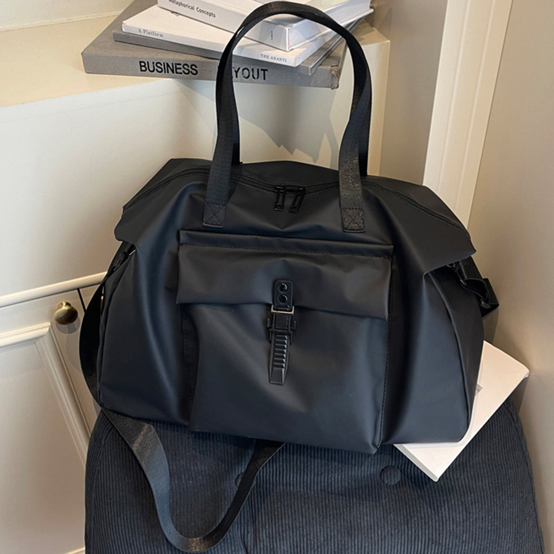 Practical Sports Travel Bag with Multifunctional Design Bowlift