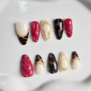 Decorative Stiletto Press-On Nail Set with Artistic Patterns Bowlift