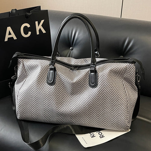 Elegant Travel Bag with Innovative Compartment Design Bowlift