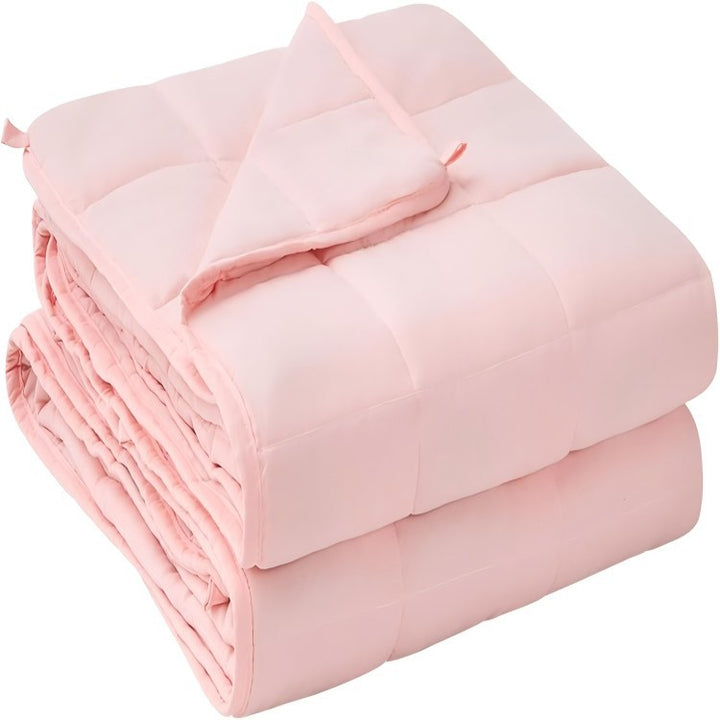 Multi-Season Quilted Blanket Bowlift