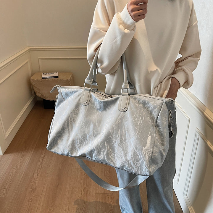 Sporty Travel Bag With Insulated And Multiple Carrying Options Bowlift