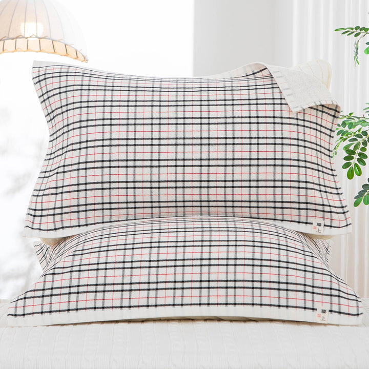 Women’s pillowcase in classic check design Bowlift