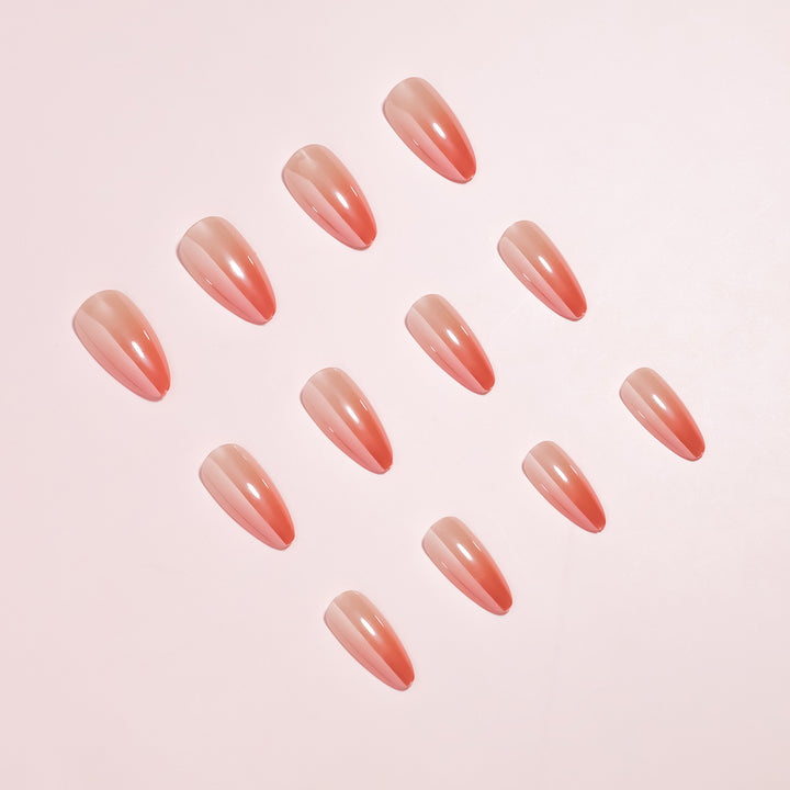 Ultra-Glossy Almond-Shaped Press-On Nail Collection Bowlift