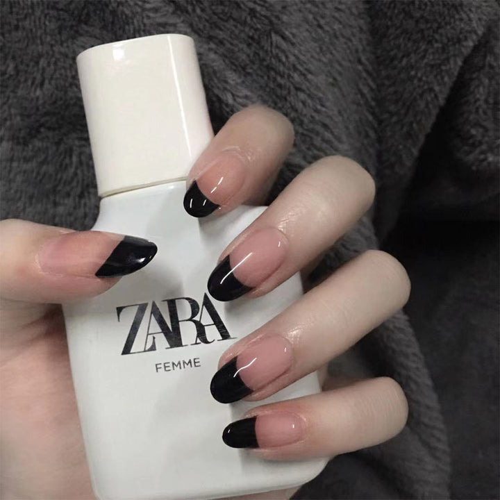 Artful Nail Art with Elegant French Tip Design Bowlift