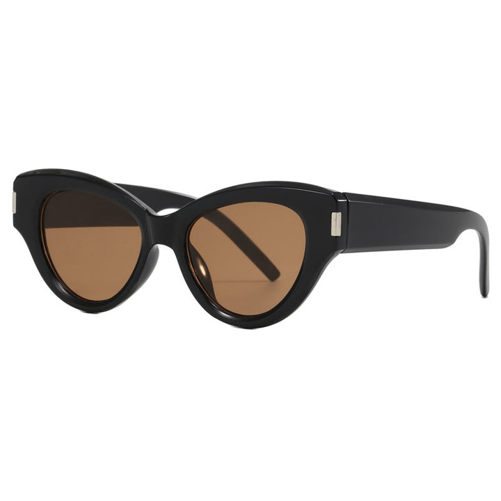 Ladies Cat-Eye Sunglasses with modern, eye-catching design Bowlift