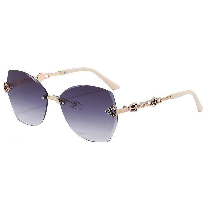Elegant Geometric Statement Sunglasses