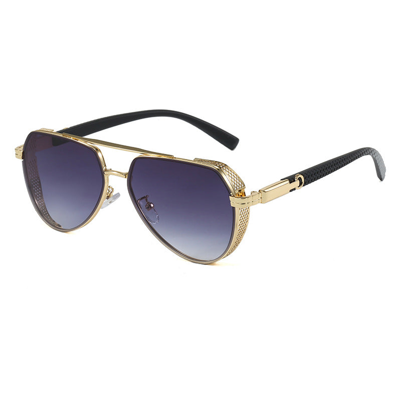 Women’s fashionable sunglasses with stylish accents Bowlift