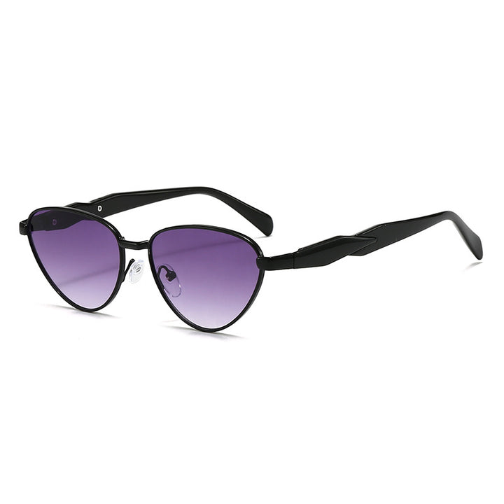 Retro-Inspired Cat-Eye Sunglasses