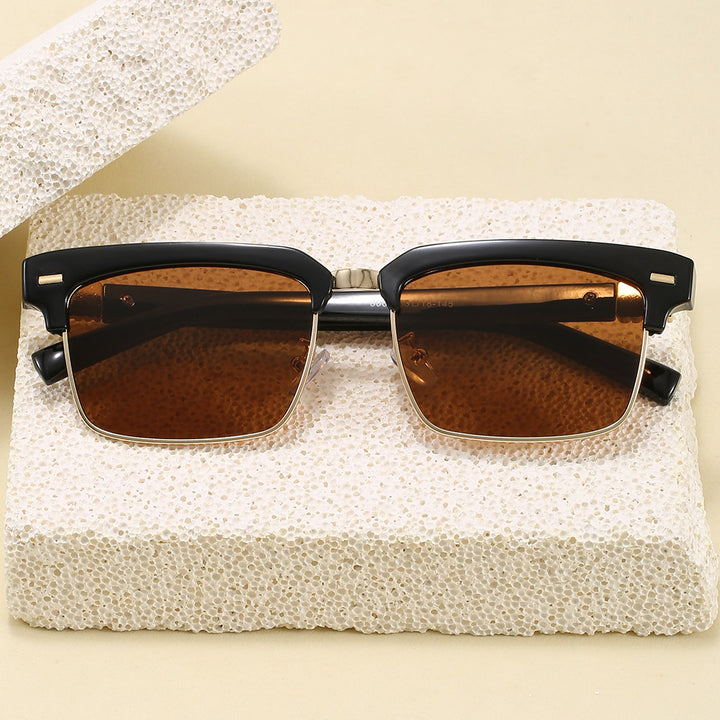 Fashion sunglasses with square frame and stylish design Bowlift