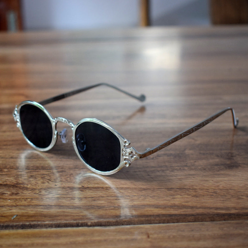 Industrial Style Chain Eyewear Retainer Bowlift