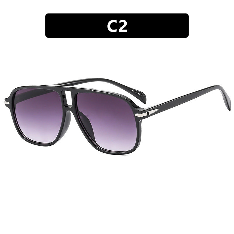Ladies fashionable, square sunglasses with stylish frame Bowlift