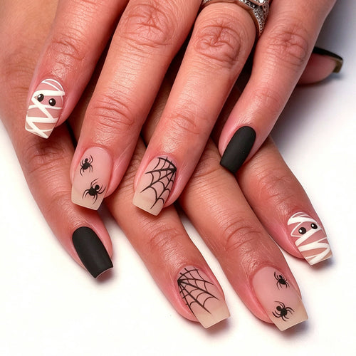 Halloween Themed Press-On Nail Art Set Bowlift