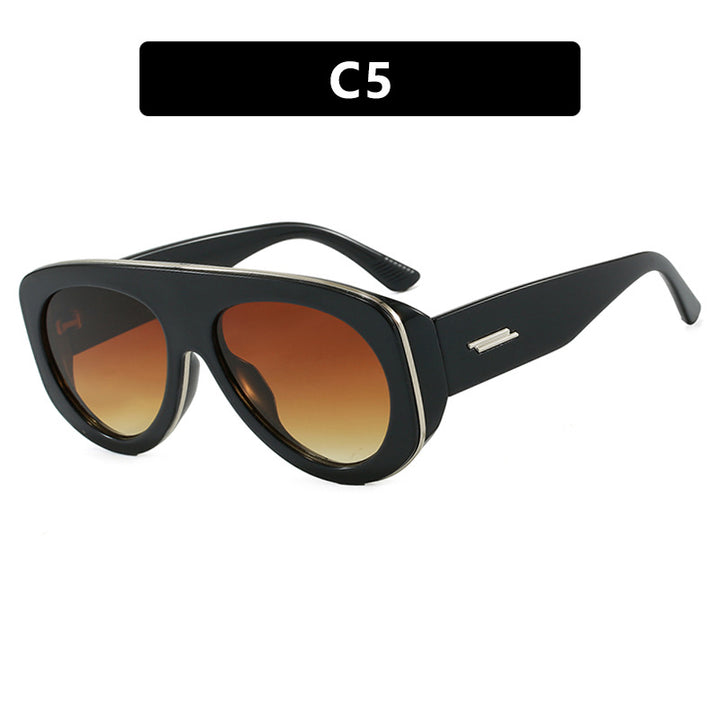 Ladies extravagant sunglasses in striking design Bowlift
