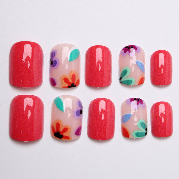 Artistic Nail Tips in Floral Design Bowlift