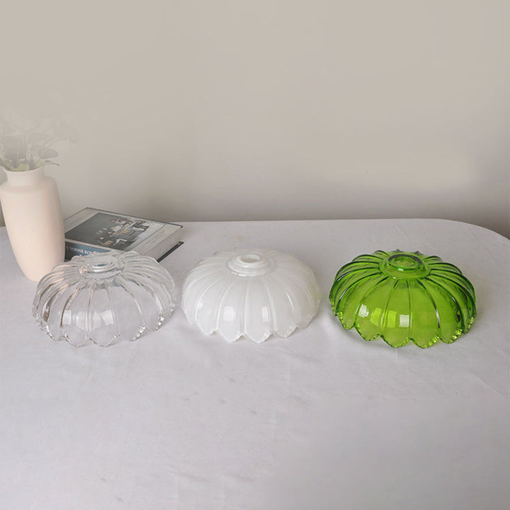 BowLift | Glass light that delights with details!