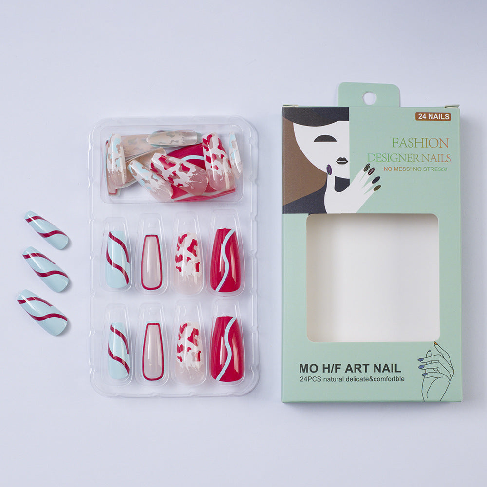 Artificial nails with creative heart pattern and elegant wave design Bowlift